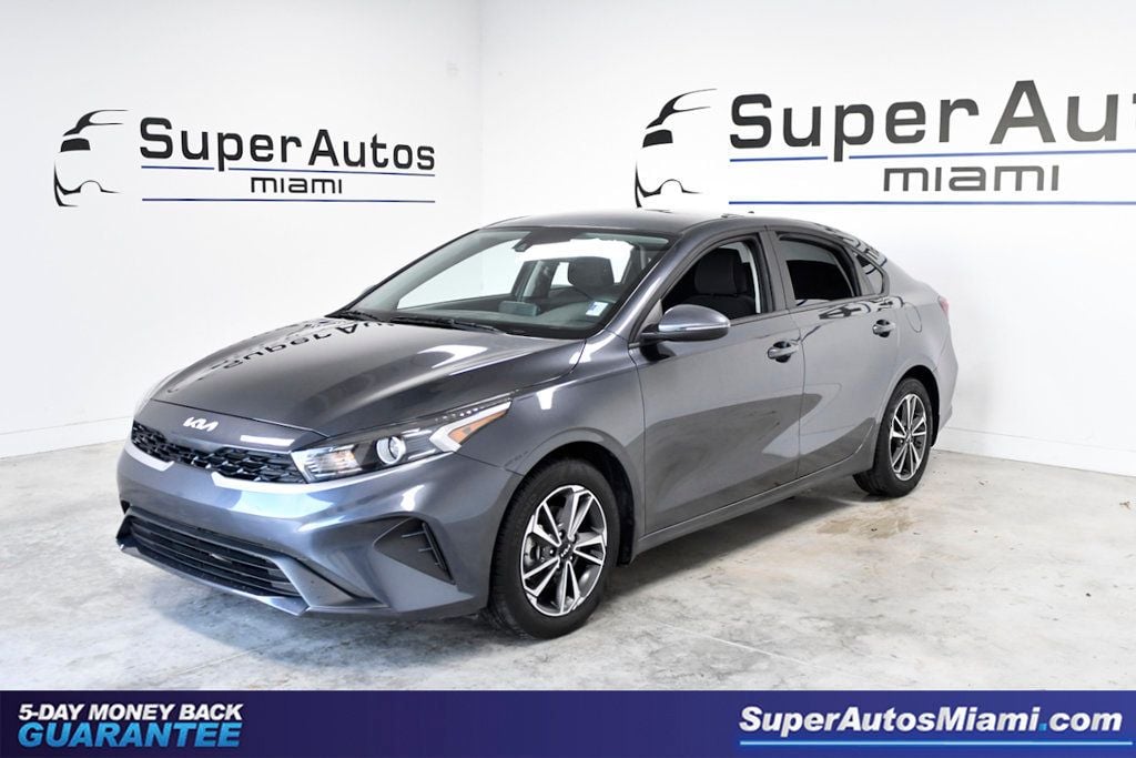 2023 Kia Forte LXS IVT - 22582451 - 0