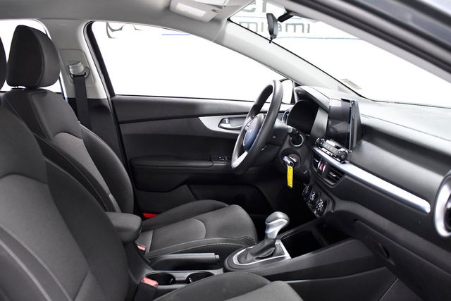 2023 Kia Forte LXS IVT - 22582451 - 15