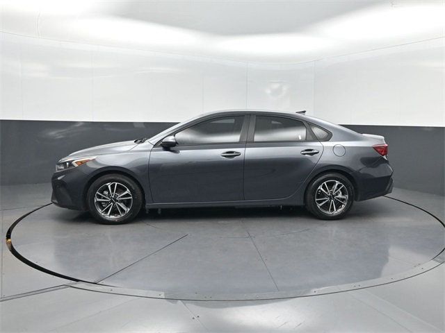 2023 Kia Forte LXS IVT - 22968095 - 1