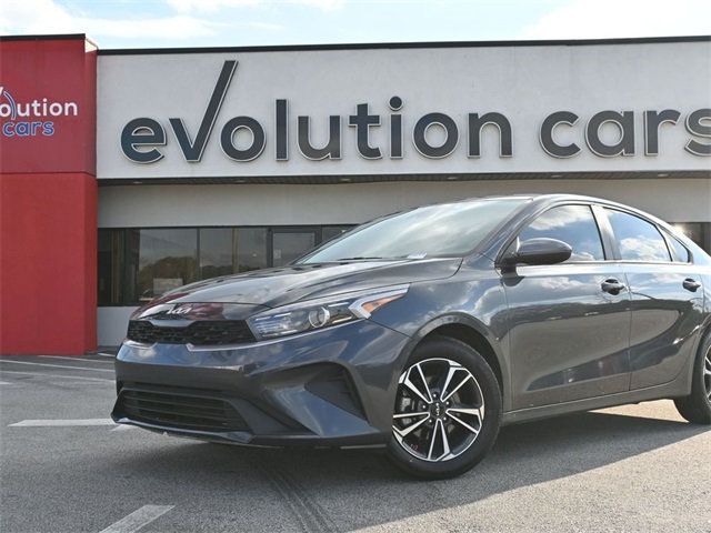 2023 Kia Forte LXS IVT - 22968095 - 6