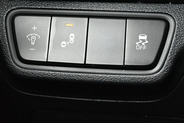 2023 Kia Forte LXS IVT - 23020556 - 25