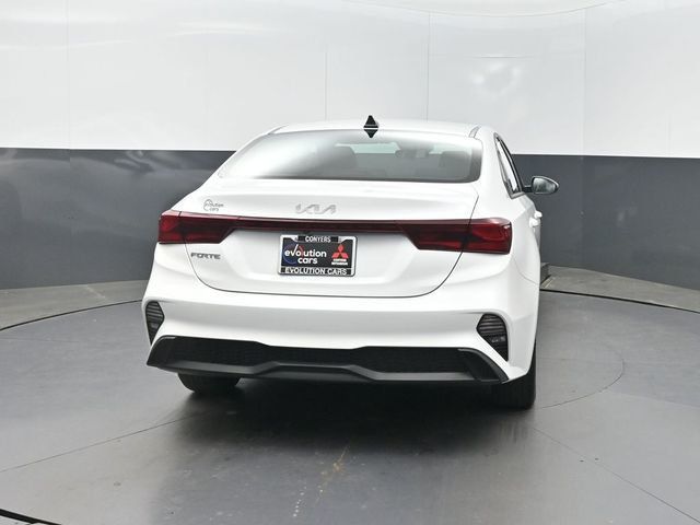 2023 Kia Forte LXS IVT - 23020556 - 27