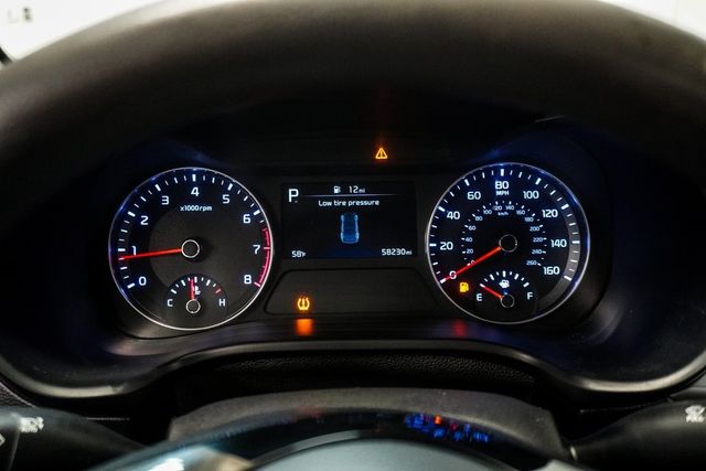 2023 Kia Forte LXS IVT - 22931838 - 27