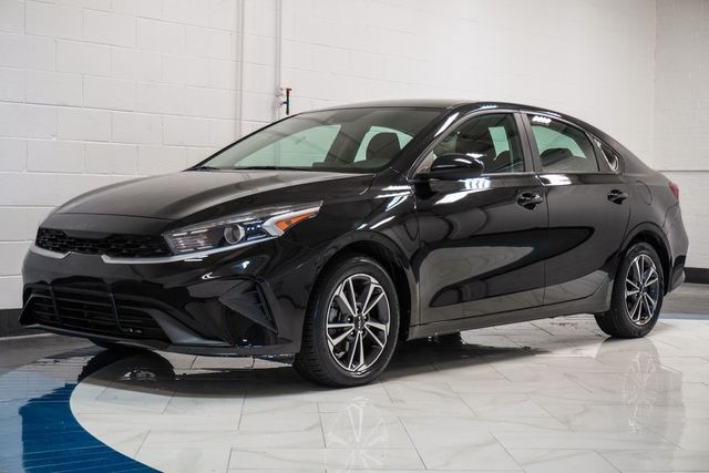 2023 Kia Forte LXS IVT - 22931838 - 31