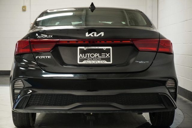 2023 Kia Forte LXS IVT - 22931838 - 37