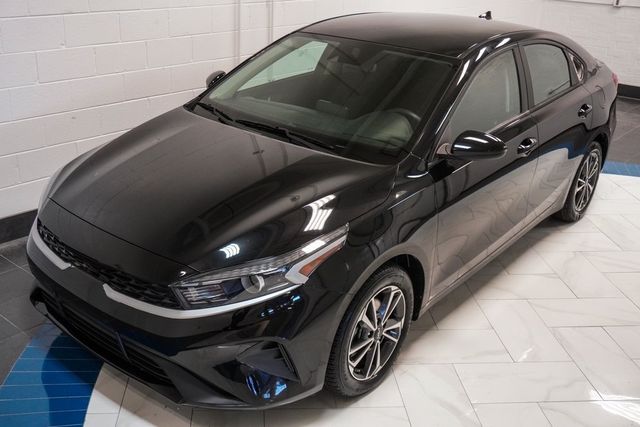 2023 Kia Forte LXS IVT - 22931838 - 40