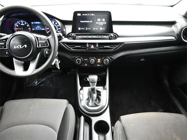 2023 Kia Forte LXS photo 14