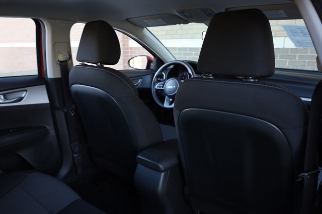 2023 Kia Forte LXS IVT - 22972609 - 21