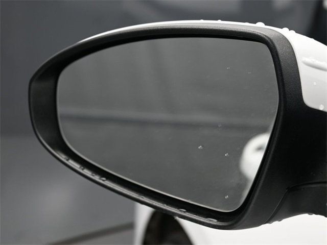 2023 Kia Forte LXS IVT - 22957971 - 7