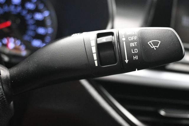 2023 Kia Forte LXS IVT - 23015238 - 23