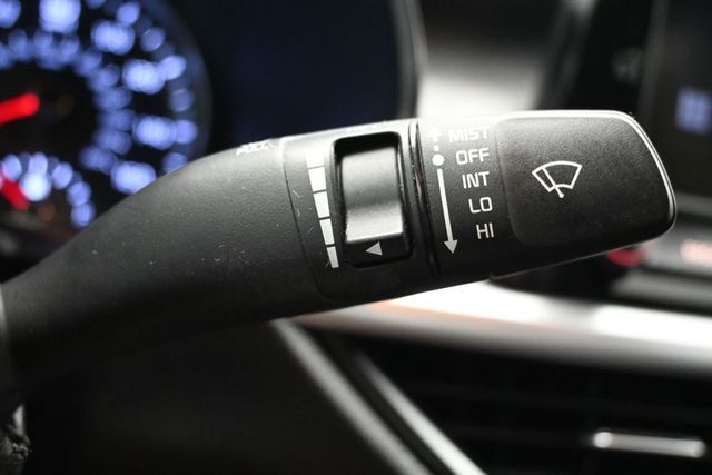 2023 Kia Forte LXS IVT - 23031249 - 18