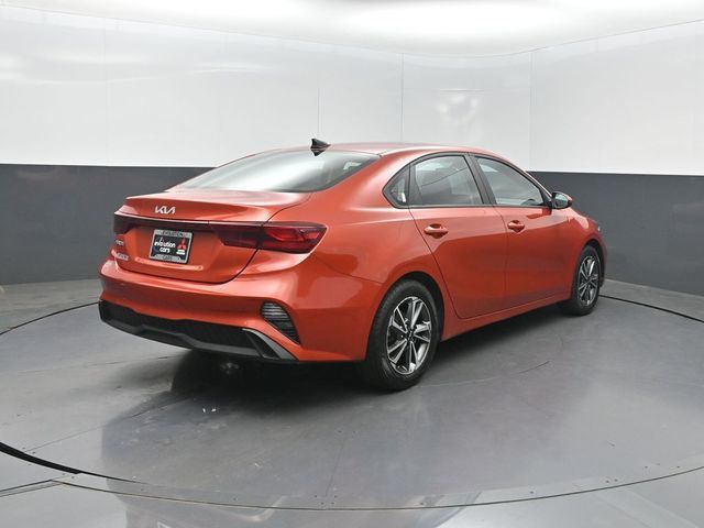 2023 Kia Forte LXS IVT - 23031249 - 28
