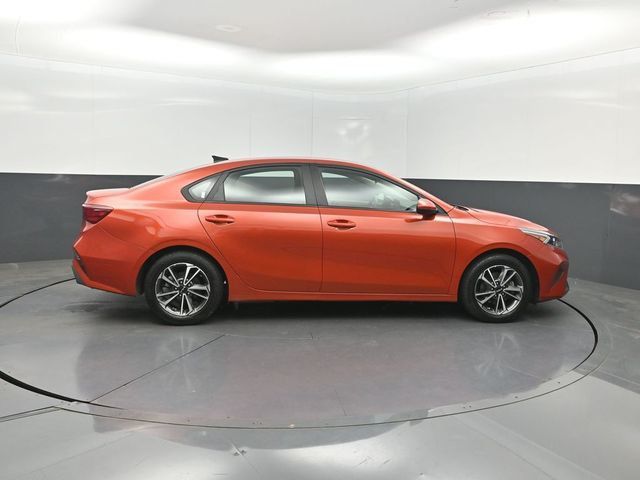 2023 Kia Forte LXS IVT - 23031249 - 29