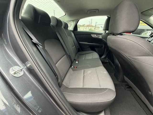 2023 Kia Forte LXS IVT - 23031628 - 17