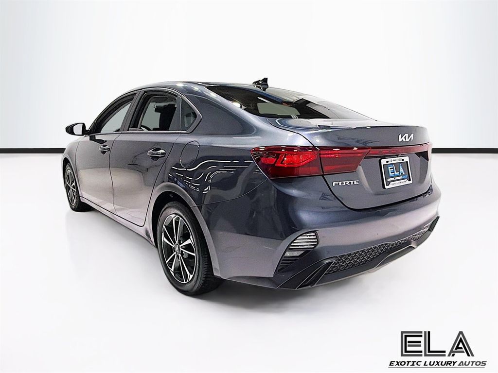 2023 Kia Forte LXS IVT - 23031628 - 40