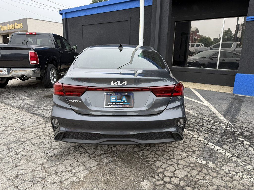 2023 Kia Forte LXS IVT - 23031628 - 5