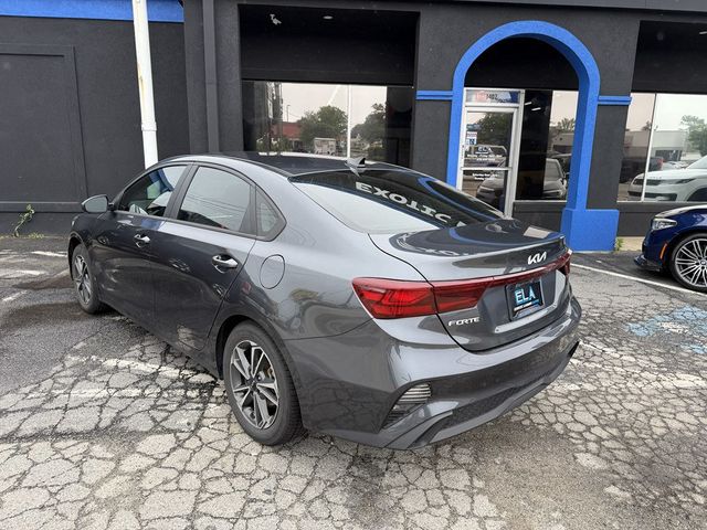 2023 Kia Forte LXS IVT - 23031628 - 6
