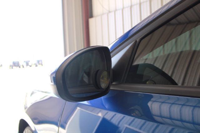 2023 Kia Forte LXS IVT - 23071643 - 9