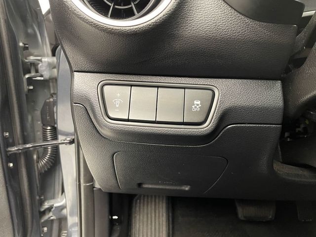 2023 Kia Forte LXS IVT - 22956548 - 18