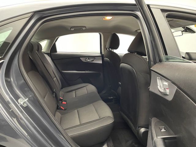 2023 Kia Forte LXS IVT - 22956548 - 33