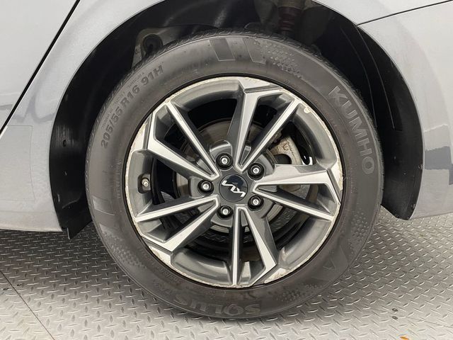 2023 Kia Forte LXS IVT - 22956548 - 40