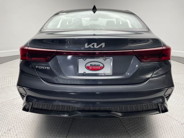 2023 Kia Forte LXS IVT - 22956548 - 5