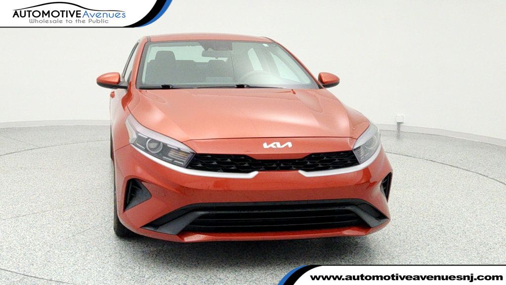 2023 Kia Forte LXS IVT - 22955095 | Video 1
