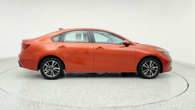 2023 Kia Forte LXS IVT - 22955095 - 1