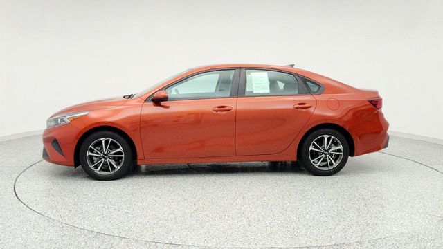 2023 Kia Forte LXS IVT - 22955095 - 5