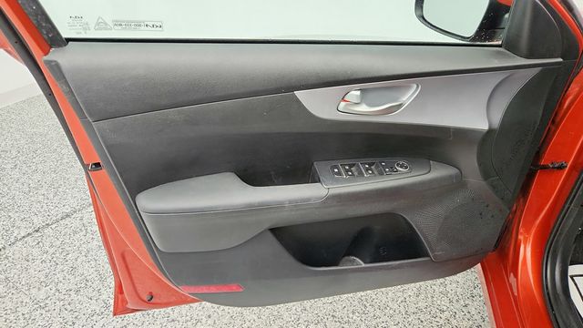 2023 Kia Forte LXS IVT - 22955095 - 7
