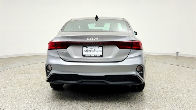 2023 Kia Forte LXS IVT - 23033762 - 5
