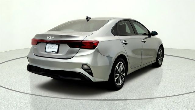 2023 Kia Forte LXS IVT - 23060823 - 4