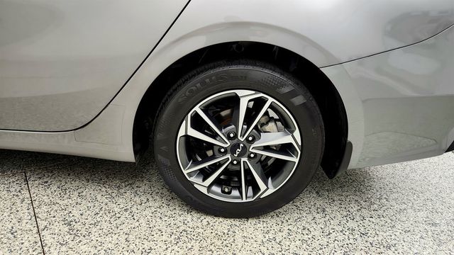 2023 Kia Forte LXS IVT - 23060823 - 8