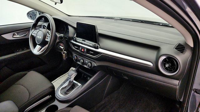 2023 Kia Forte LXS IVT w/ Technology Package - 23030677 - 23