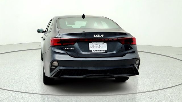 2023 Kia Forte LXS IVT w/ Technology Package - 23030677 - 5