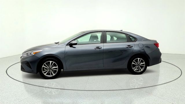 2023 Kia Forte LXS IVT w/ Technology Package - 23030677 - 7
