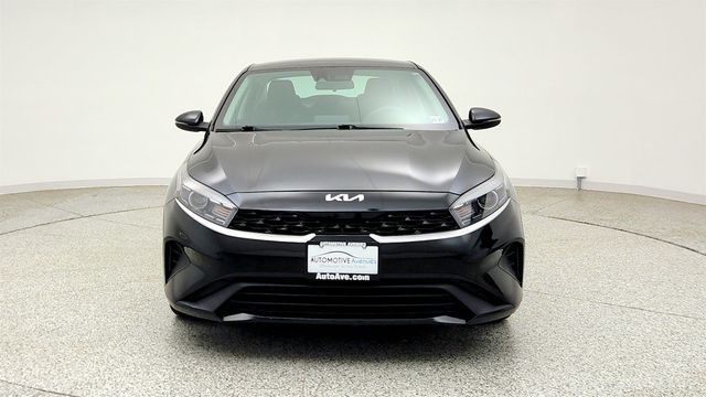 2023 Kia Forte LXS IVT w/ Technology Package - 23034676 - 1