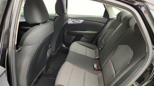2023 Kia Forte LXS IVT w/ Technology Package - 23034676 - 19