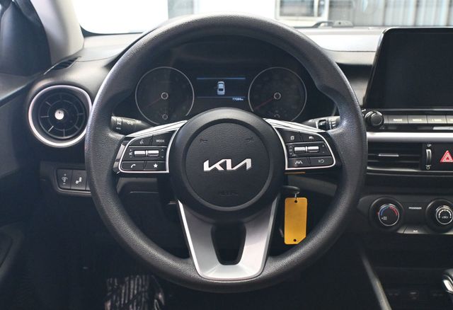 2023 Kia Forte LXS Technology Package - 23069680 - 12