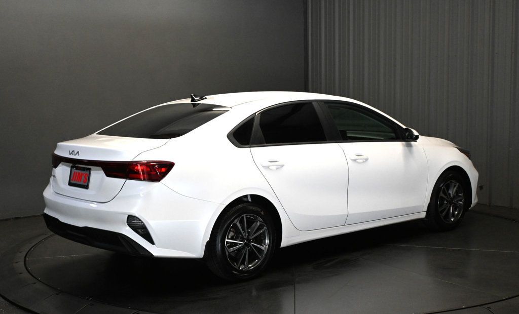 Kia Forte photo 5