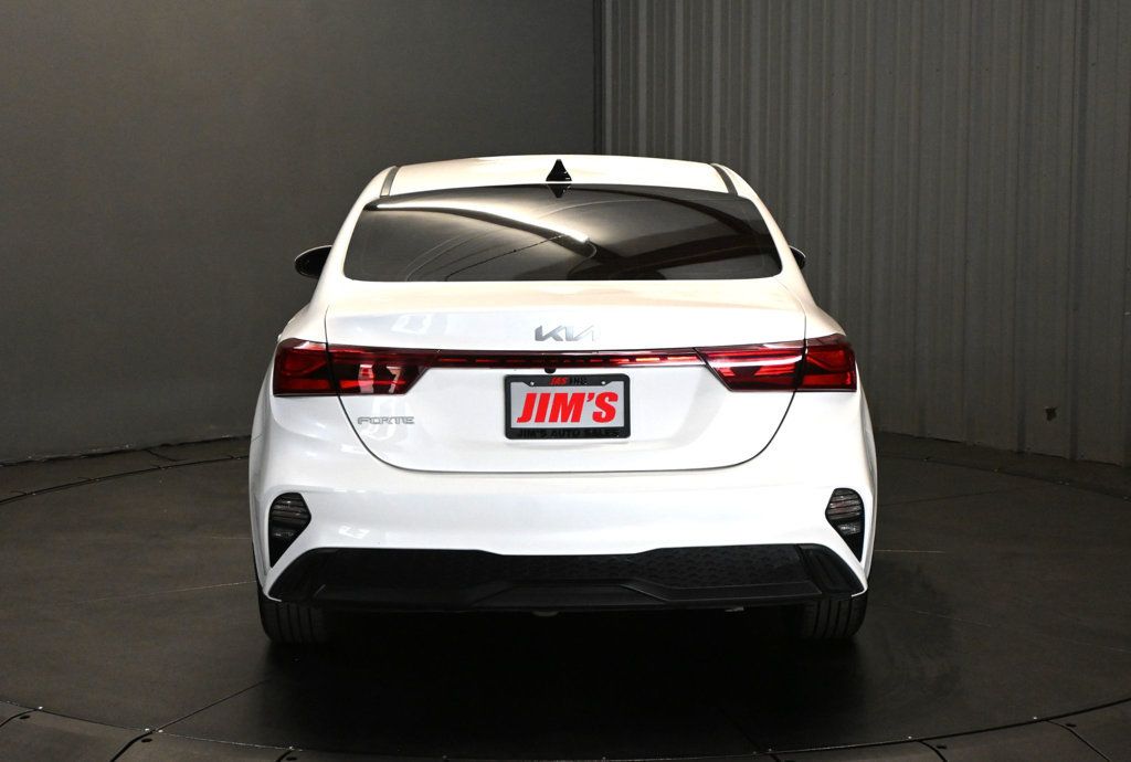 Kia Forte photo 6