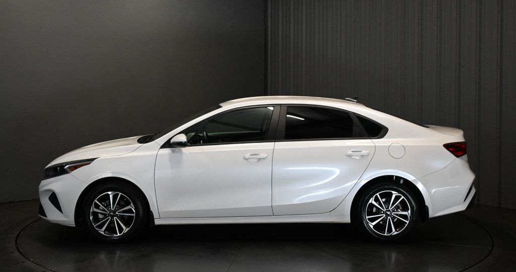 Kia Forte photo 8