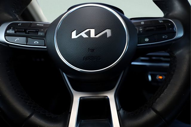 2023 KIA K5 EX Automatic FWD - 22963199 - 27