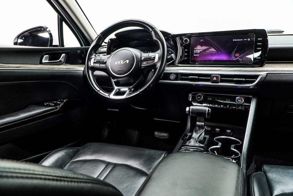 2023 Kia K5 EX photo 17