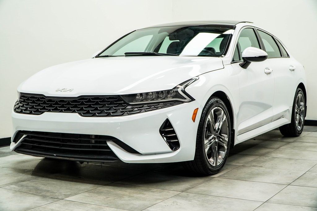 2023 Kia K5 EX photo 4