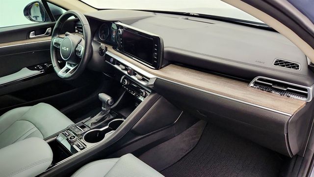 2023 Kia K5 EX Automatic with Premium Package - 22974944 - 24