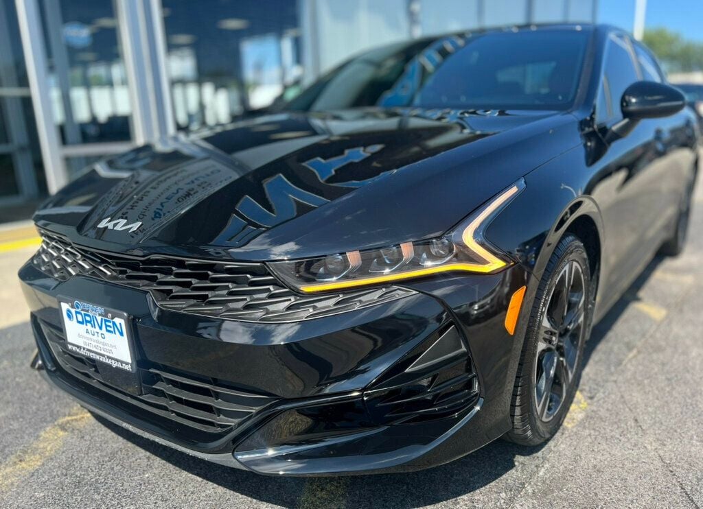 2023 Kia K5 GT-Line photo 12