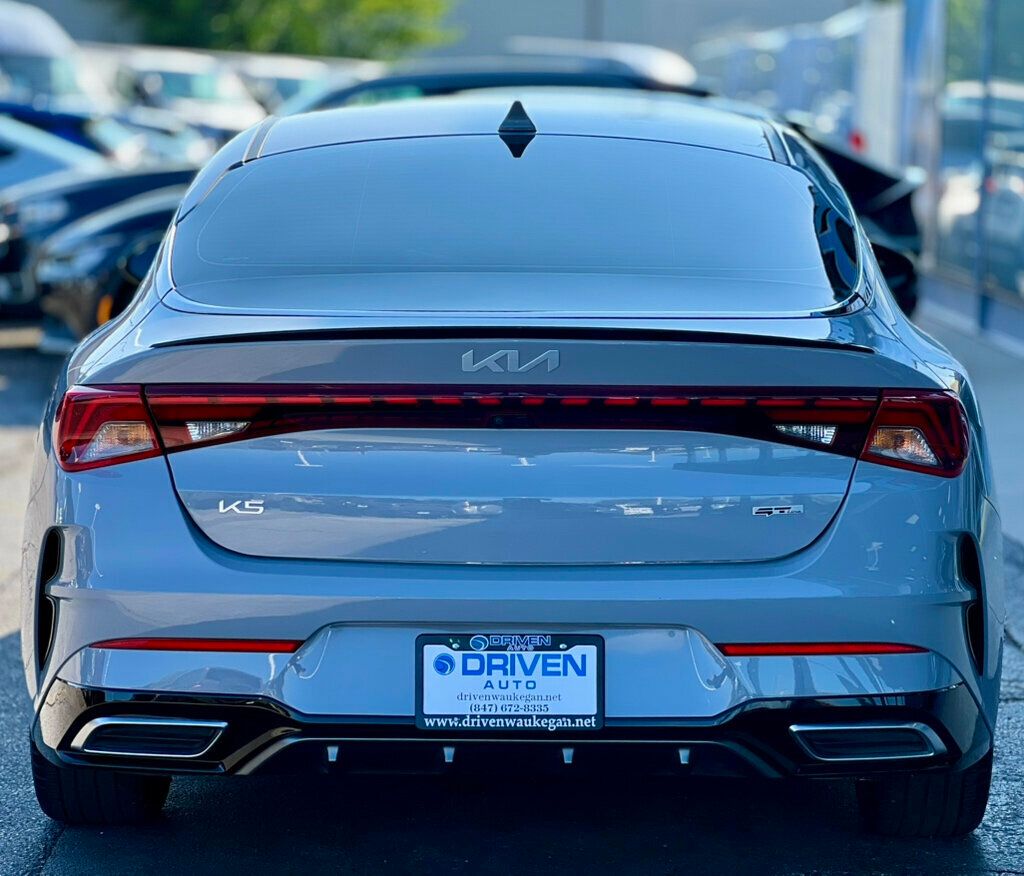 2023 Kia K5 GT-Line photo 4