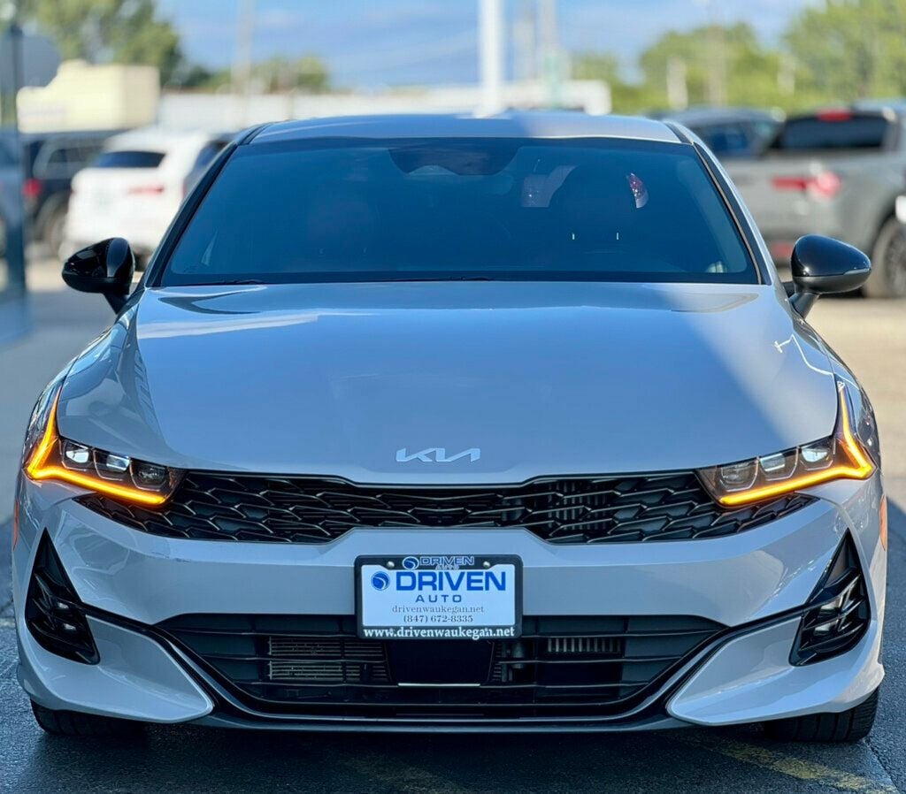 2023 Kia K5 GT-Line photo 6