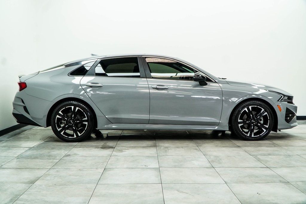 2023 Kia K5 GT-Line photo 10